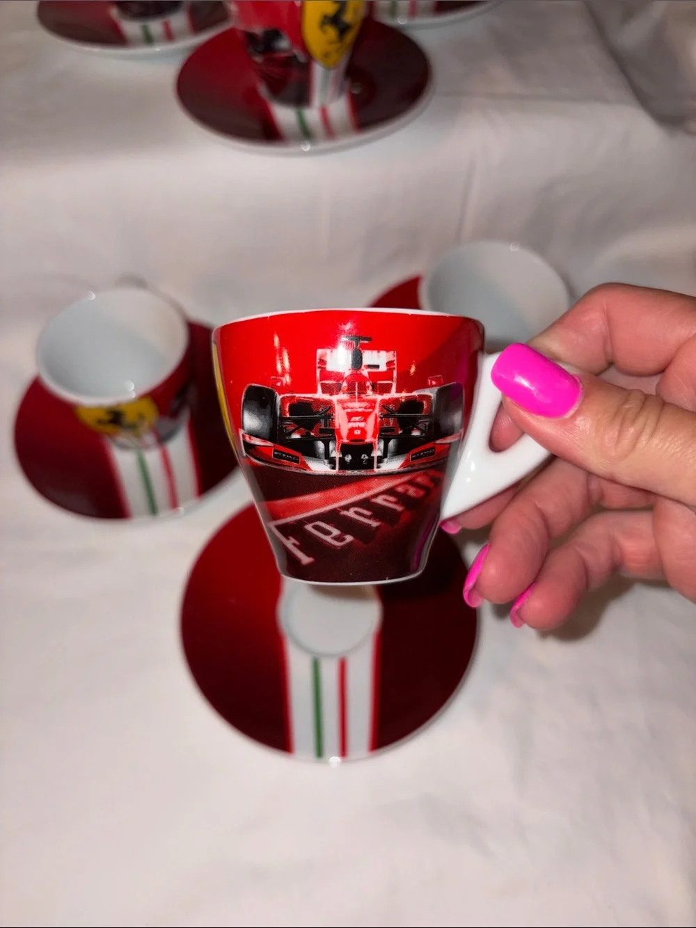 HTF like new set of 6 Ferrari F1 demitasse/expresso cups & saucers